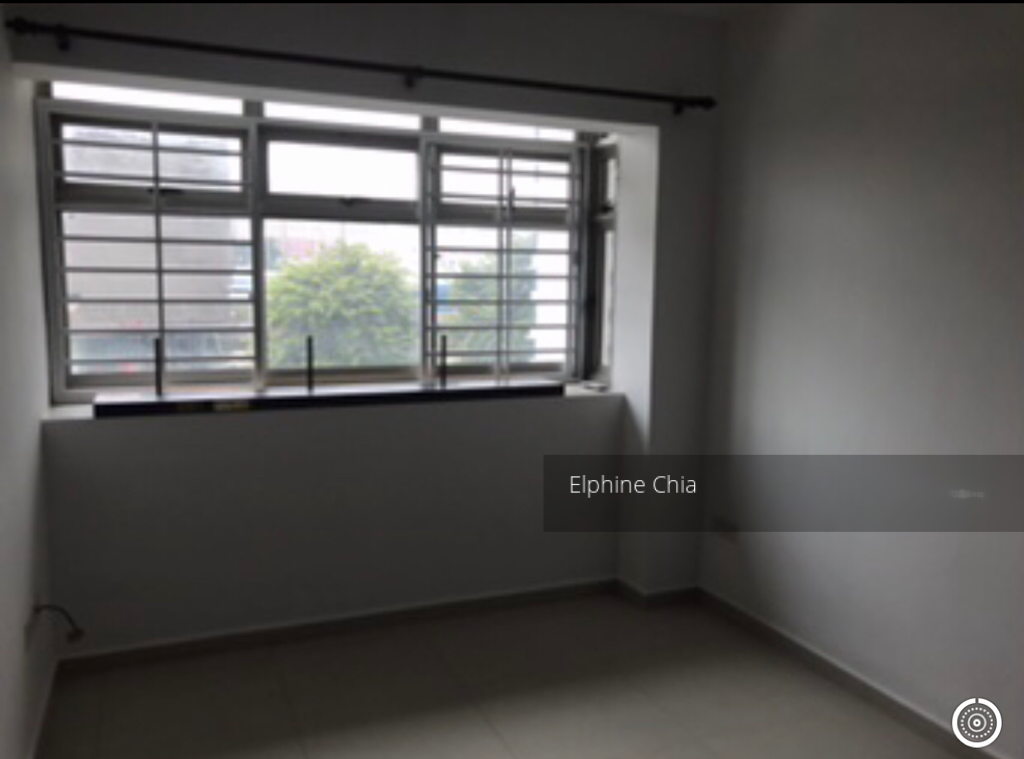 Strathmore Avenue thumbnail photo